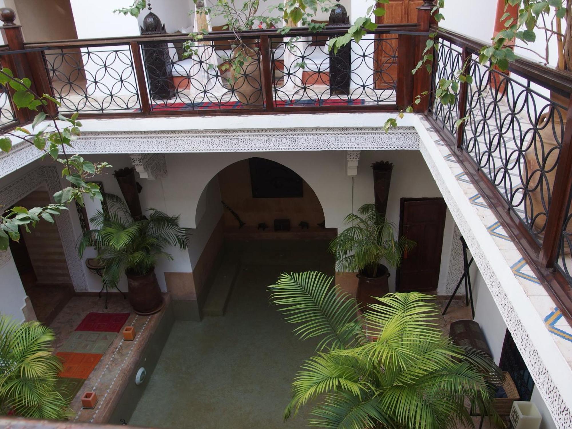 Riad Les Nuits De Marrakech Marrakesh Exterior photo Riad Dar Si Saad