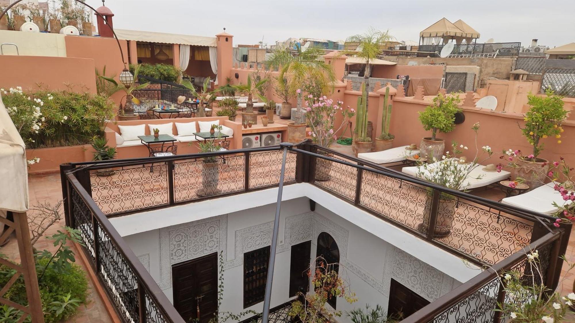 Riad Les Nuits De Marrakech Marrakesh Exterior photo Riad in Marrakech