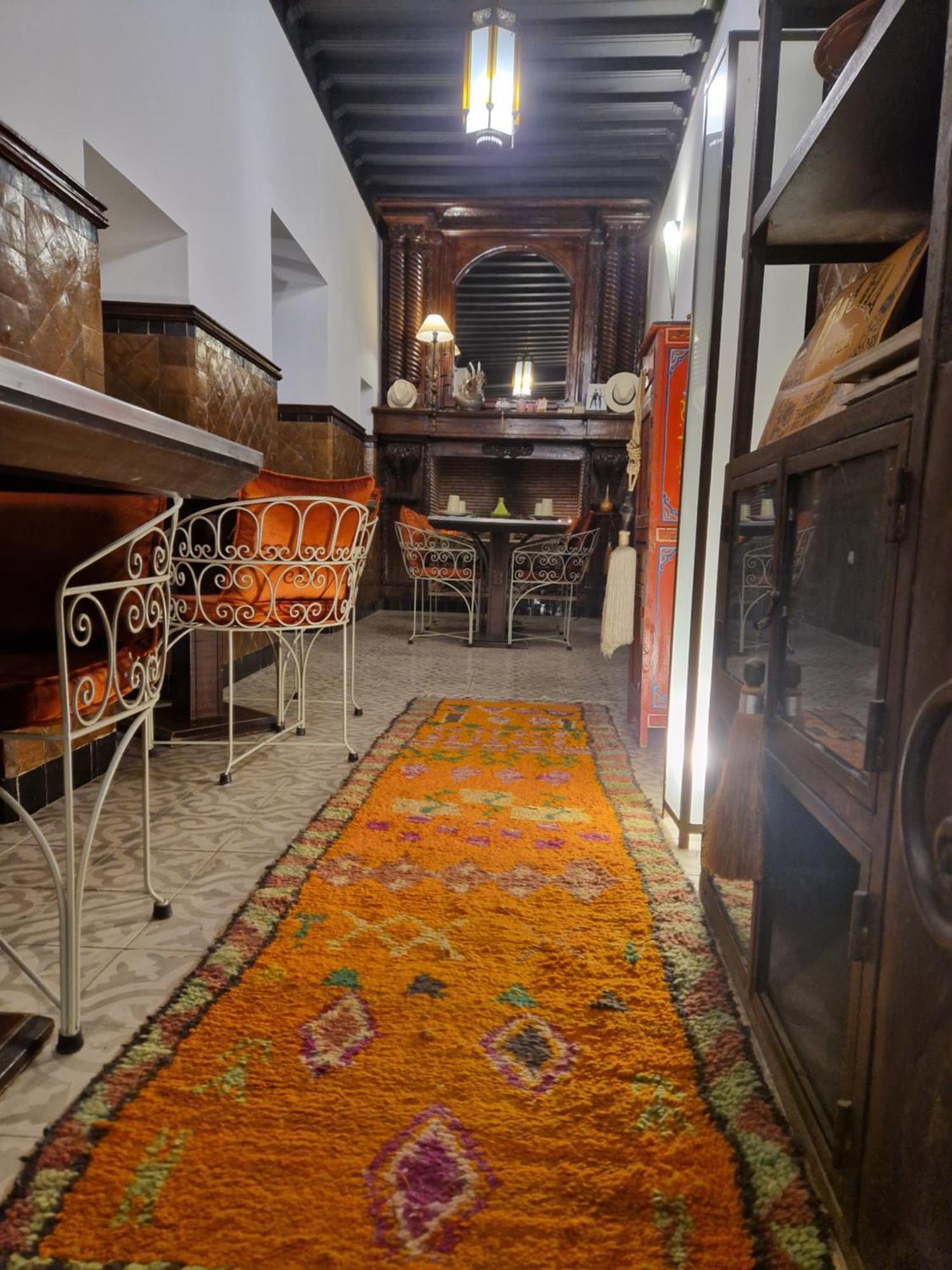 Riad Les Nuits De Marrakech Marrakesh Exterior photo Café El-Solé